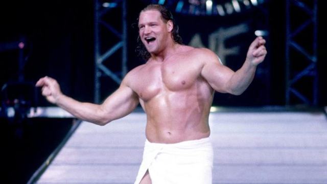 Did this pro wrestler make sexually suggestive comments to coworkers in the 1990s?