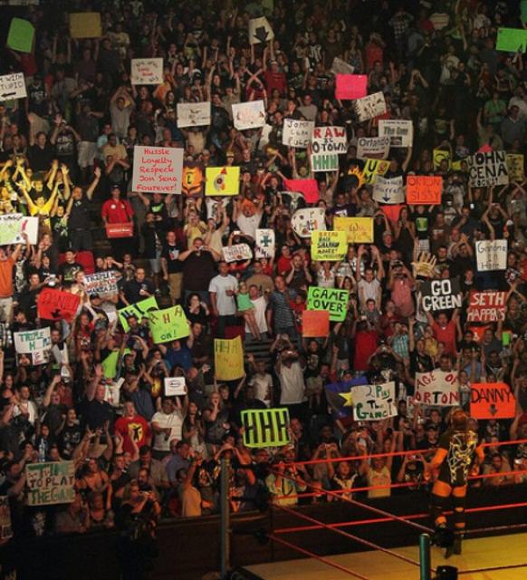 Every word of fan’s sign misspelled
