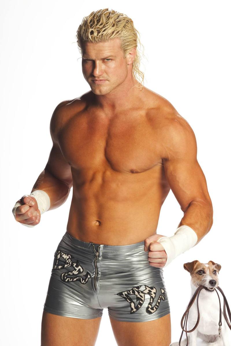 Dolph Ziggler trains his dog to #heel