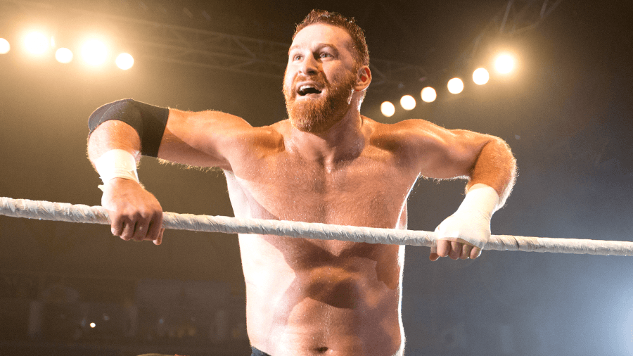 Fans chant “You’ve still got it” after wrestler’s two-week hiatus