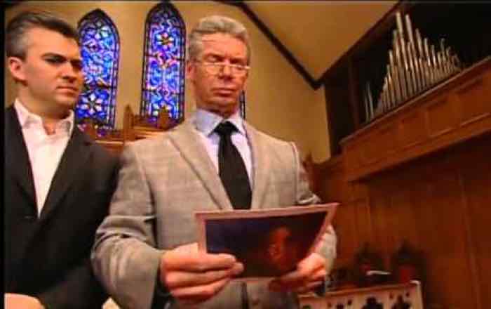 WWE airing live Raw on Christmas because McMahon still trying to one-up God